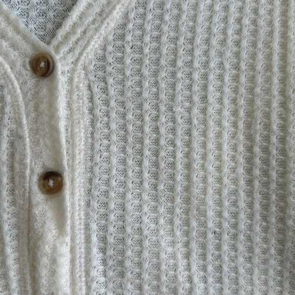 Me to We White Waffle Buttondown - Picture 2 of 4